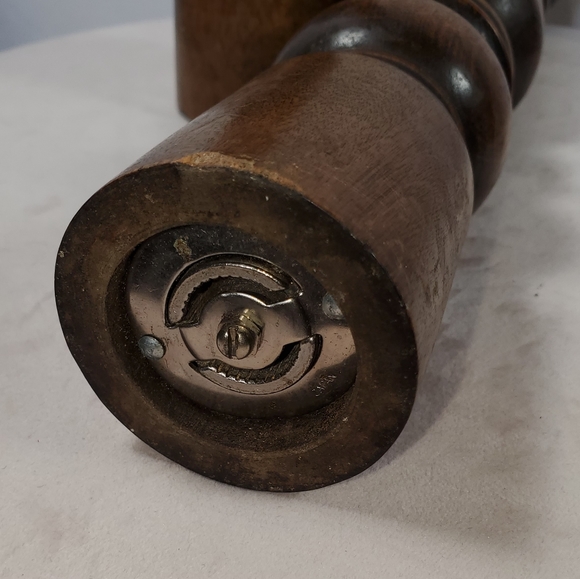 VINTAGE GAIL CRAFT salt/pep grinder - Picture 7 of 16